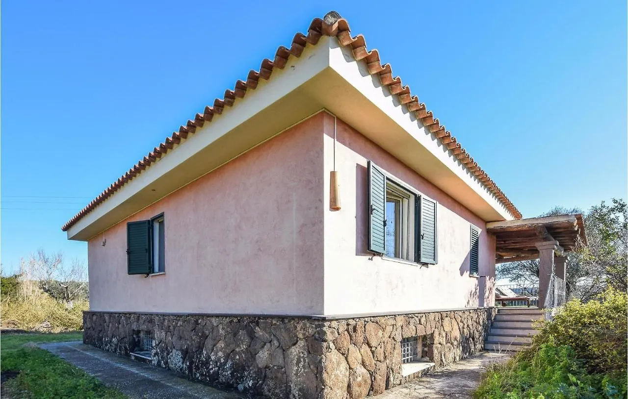 펜션 Lovely Home In Orosei With Kitchen 이탈리아